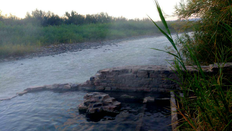 A Perfect Morning in Big Bend National Park (Think: Hot Springs) hot spring rubble 768x432 - A Perfect Morning in Big Bend National Park (Think: Hot Springs)